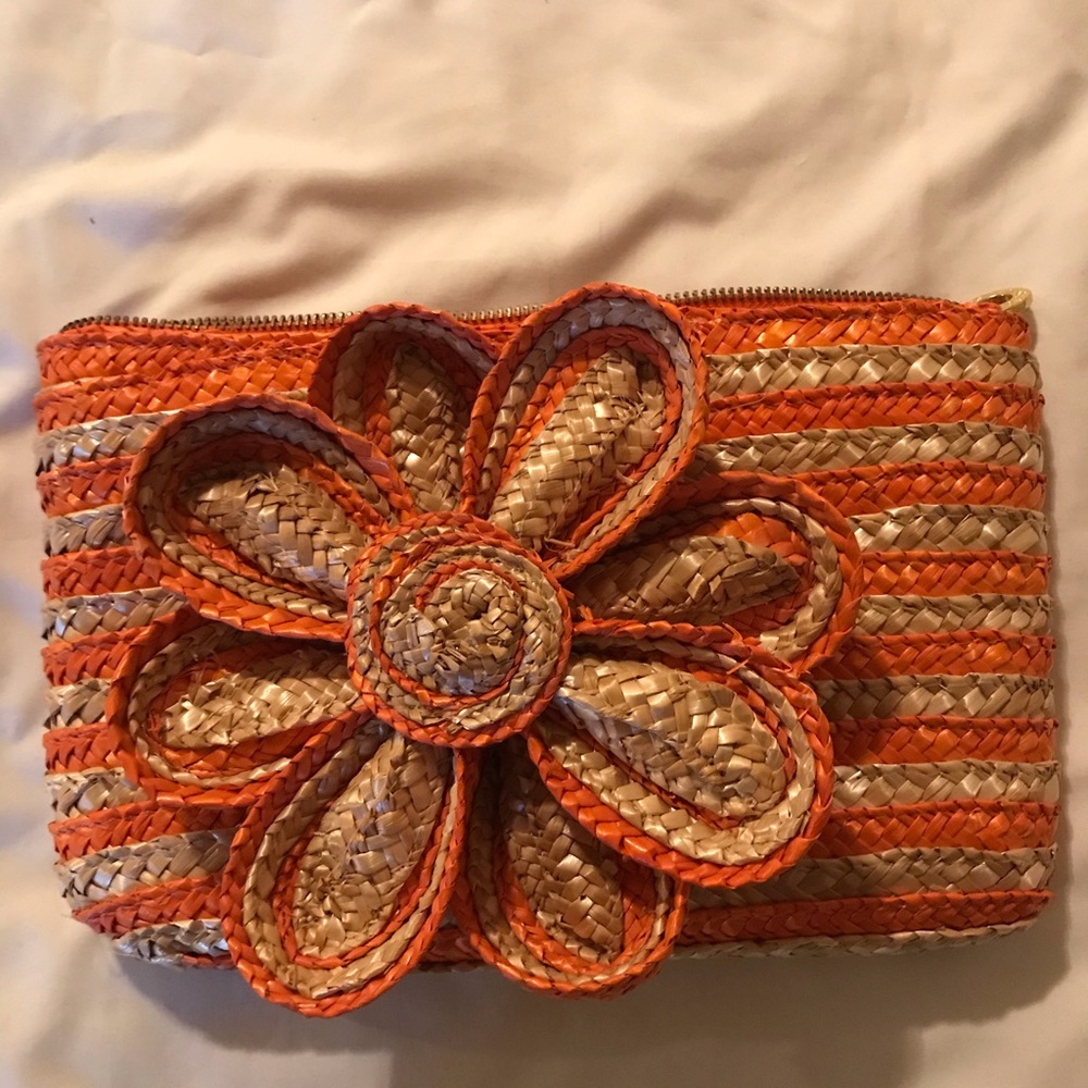 Mudd Pie clutch